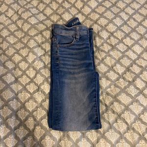 AE stretch curvy skinny jeans